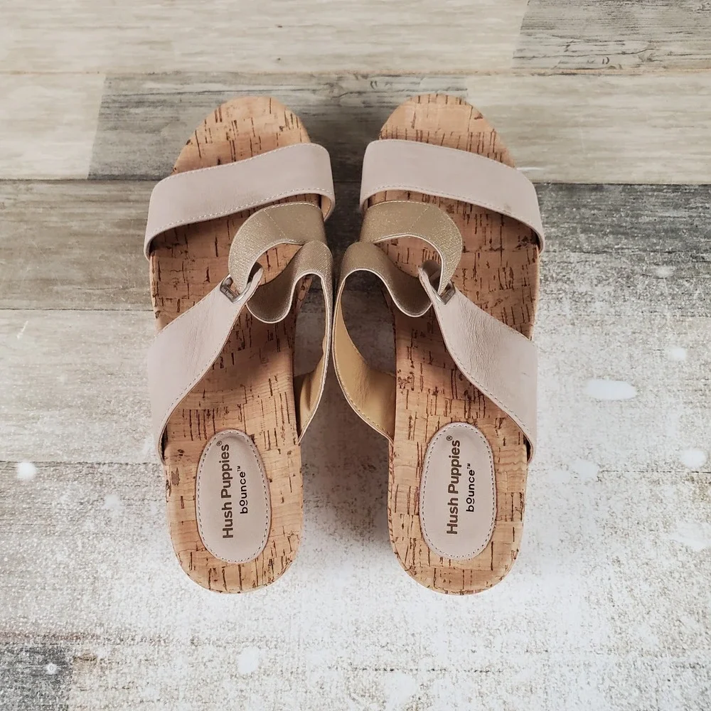 Hush Puppies Coco Womens Wedge Sandals Sz 9.5 M Sesame Gold Metallic Slip On